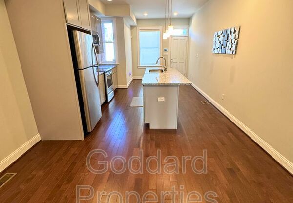 842 N PATTERSON PARK AVE