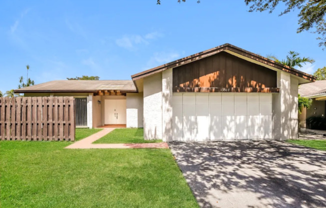 13517 SW 108 ST CIR S