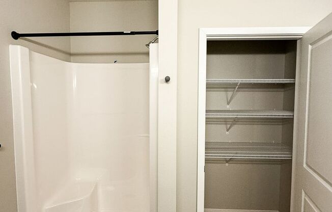 3 beds, 2 baths, 1,409 sqft, $1,975, Unit C301