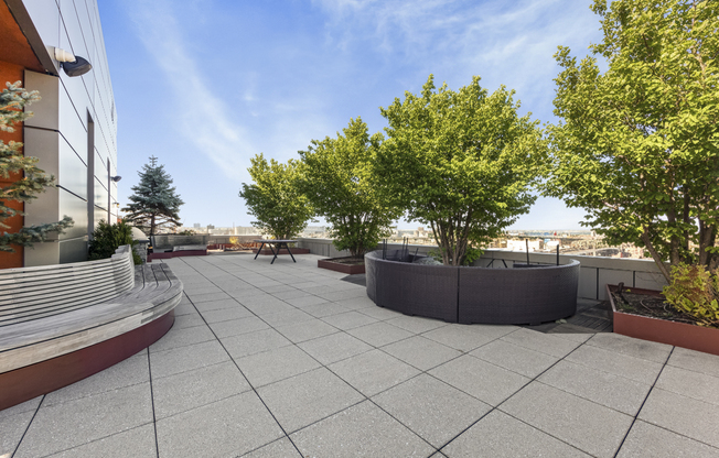 2 beds, 2 baths, $5,250, Unit 3F