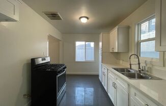 2 beds, 1 bath, 1,050 sqft, $2,395, Unit UNIT 13719