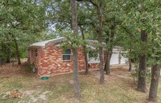 3 beds, 2 baths, $2,095