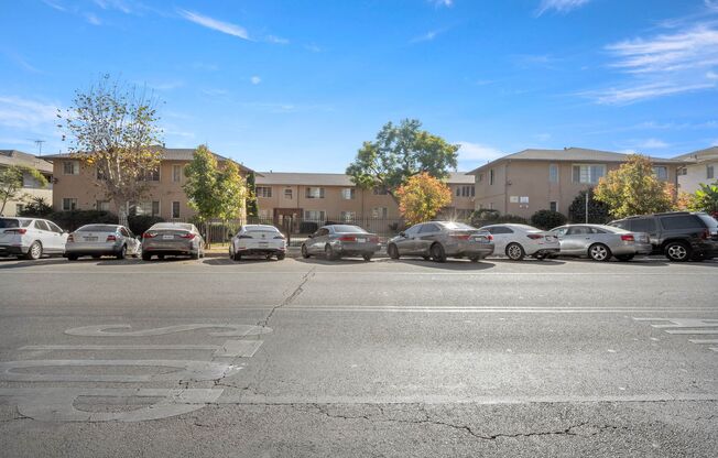 1 bed, 1 bath, $2,195, Unit 4024 - B