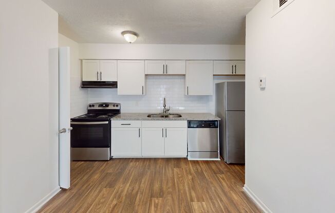 1 bed, 1.5 baths, 825 sqft, $1,197, Unit H-35