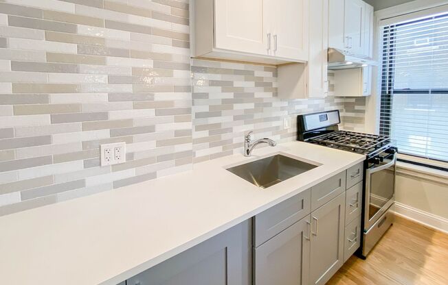 2 beds, 2 baths, 1,275 sqft, $3,350, Unit 540-3A