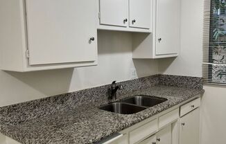 Studio, 1 bath, $1,650, Unit 03