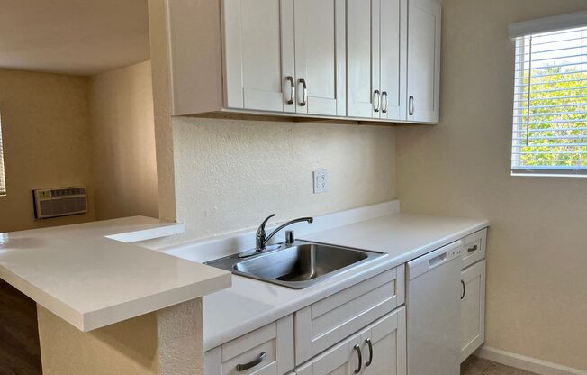 41st St Apartments located in the heart of San Diego