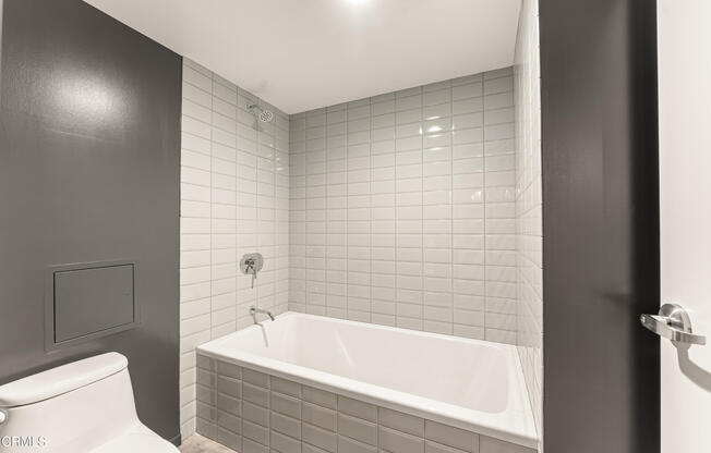 2 beds, 2 baths, 2,360 sqft, $5,950, Unit 130