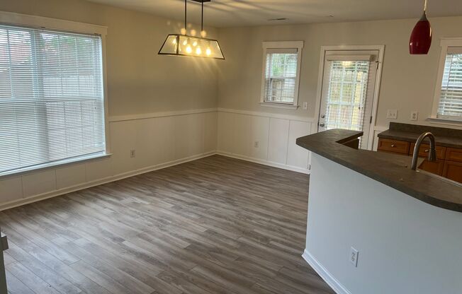 **Quaint 4/2.5 in Raleigh**