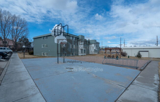 1 bed, 1 bath, 605 sqft, $895, Unit F301