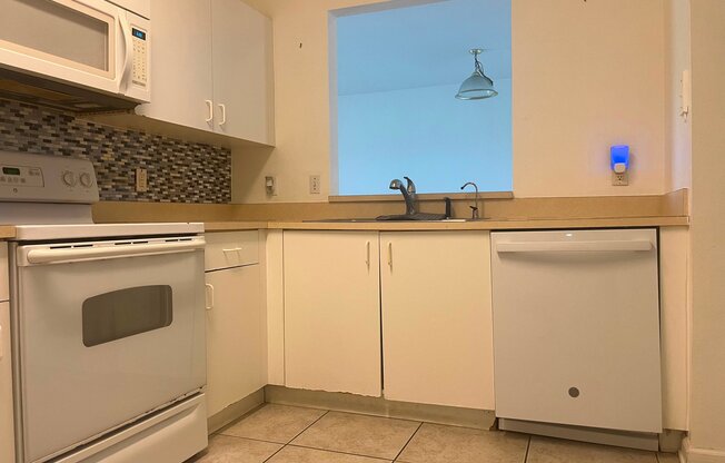 522 VILLA DE SOL CIR