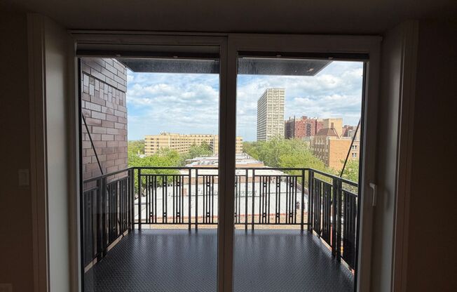 1 bed, 1 bath, 681 sqft, $2,700, Unit 952-708