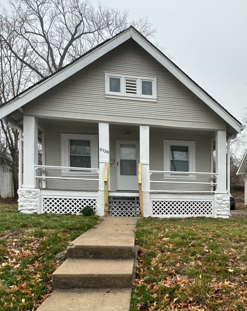 2 BEDROOM HOME AVAILABLE IMMEDIATELY!