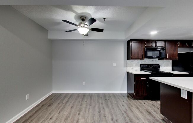 1 bed, 1 bath, 616 sqft, $2,180, Unit 5-041