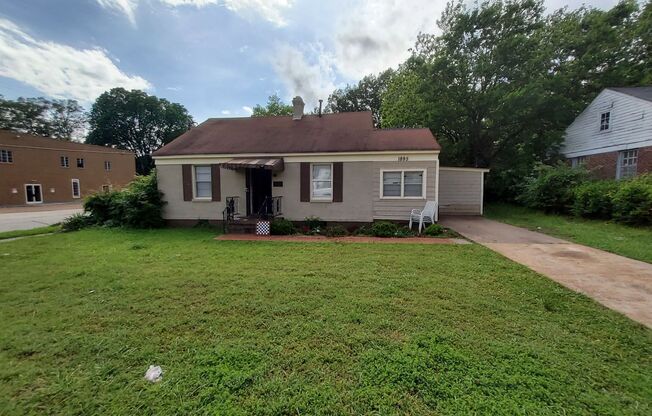 Welcome to 1895 S Lauderdale St in Memphis, TN!