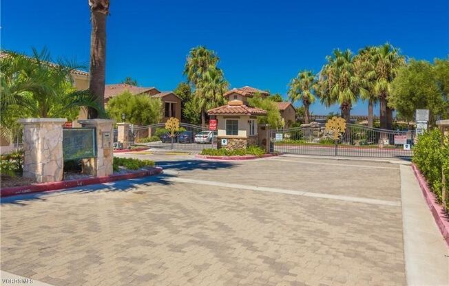 17977 LOST CYN RD