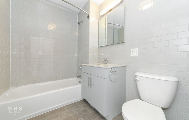 2 beds, 2 baths, $4,792, Unit 2-G