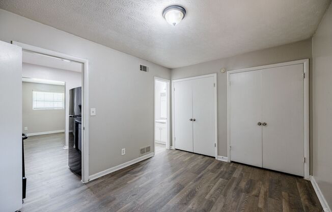 1 bed, 1 bath, 500 sqft, $995, Unit 77