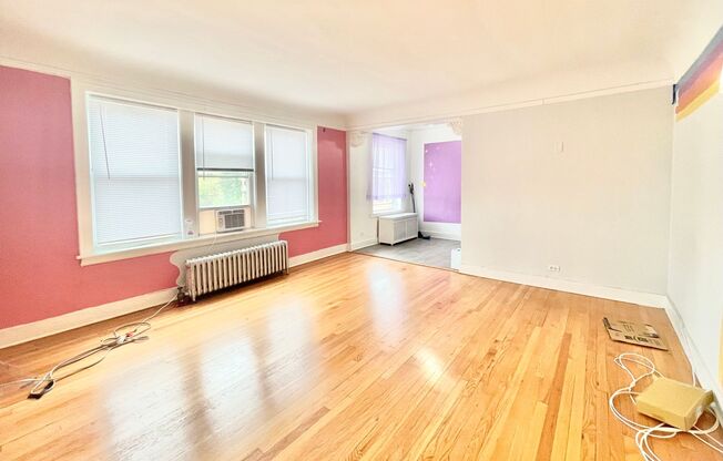 2801 W Lunt LLC