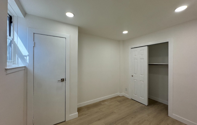 222 CHRISTOPHER COLUMBUS DR