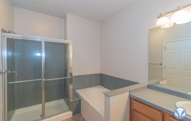 2 beds, 1 bath, 1,042 sqft, $1,310, Unit CT-179