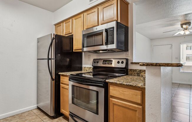 2 beds, 2 baths, $1,395, Unit #1043