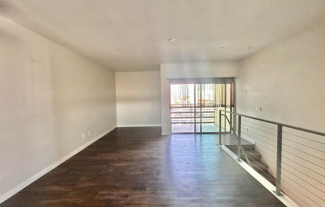 2 beds, 1 bath, 836 sqft, $2,795, Unit Habitat