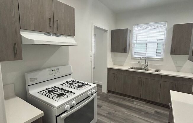 1941-1943 1/2 Bedford Ave.