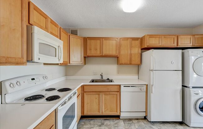 1 bed, 1.5 baths, 811 sqft, $1,950, Unit 1