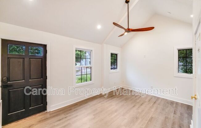 465 W WORTHINGTON AVE