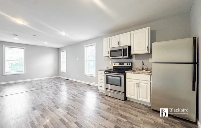 716 55th Street Northeast