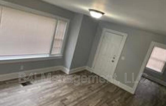 205 PORTER ST SW