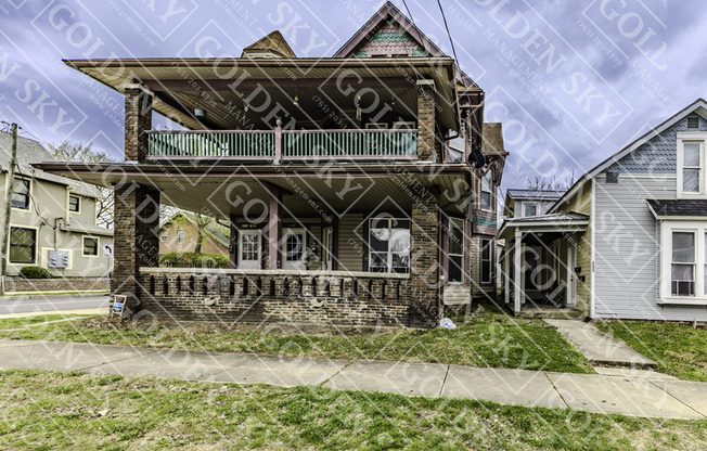803 W MAIN ST