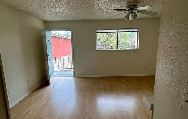 1 bed, 1 bath, 600 sqft, $1,199, Unit WWK-211