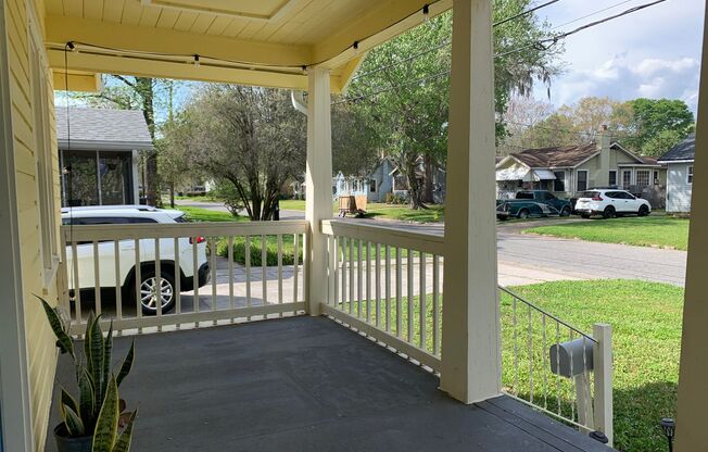 3/1 Murray Hill Renovated Bungalow avail Now