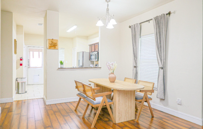 516 HIGHPARK