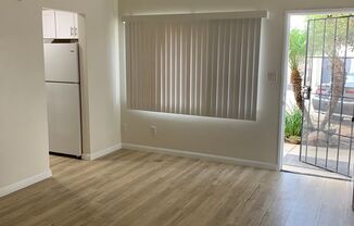 3 beds, 1 bath, $2,895, Unit 5603