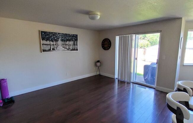 3 beds, 3 baths, $3,095