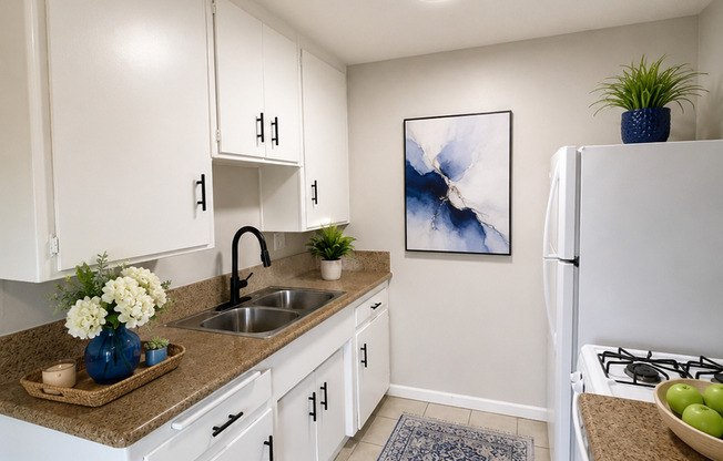 1 bed, 1 bath, 650 sqft, $1,850, Unit 4119-21