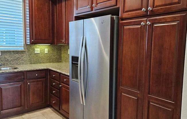 Spacious Tri-Level Townhouse/Condo Near Santa Clara University