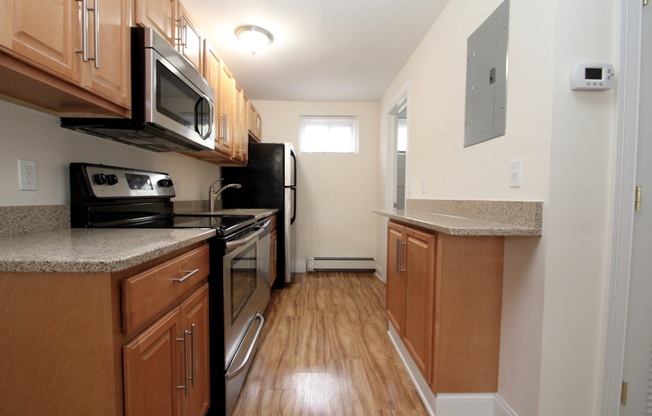 204 Flax Hill LLC