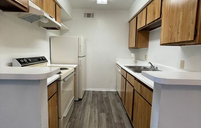 1 bed, 1 bath, 710 sqft, $870, Unit 259