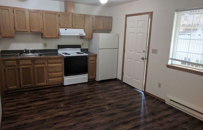 Studio, 1 bath, $1,300, Unit 3331-3