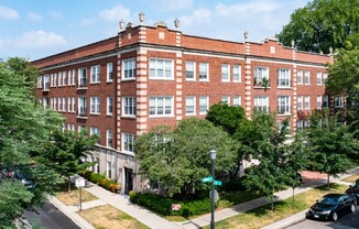 1000 HINMAN AVE
