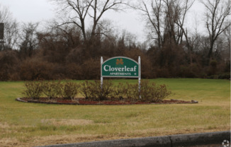 Cloverleaf Apartments