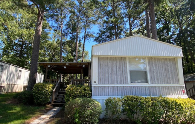 3 Bedroom/ 2 Bathroom Newly Renovated Mobile Home in Auburn Available for May/June/July/August Fall Move In!