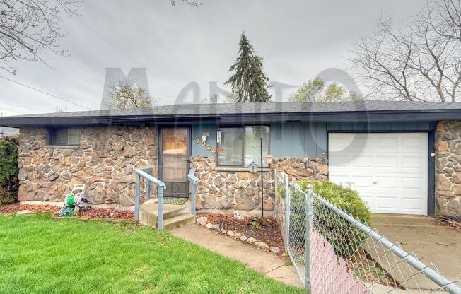 Indiana Ave/Ella Rd Duplex