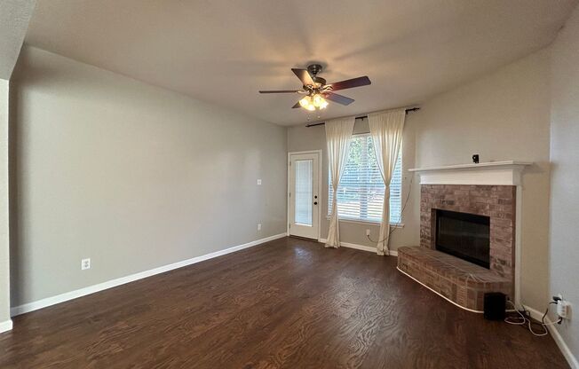 3 beds, 2 baths, $1,900