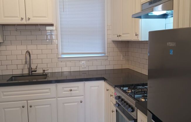 440 Hyde Street (359r)