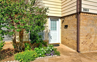 Charming 2 story Townhome in the heart of OKC!